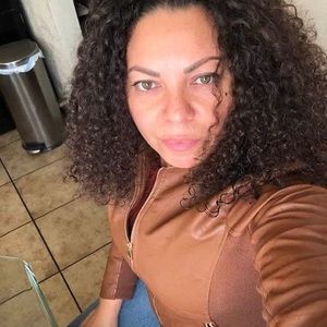 Meet your Posher, Lourdes